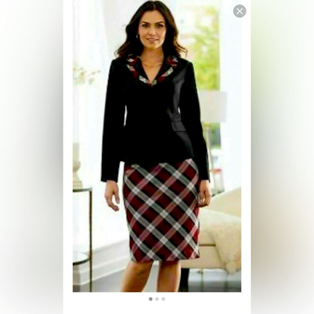 MIDNIGHT VELVET PENCIL SKIRT